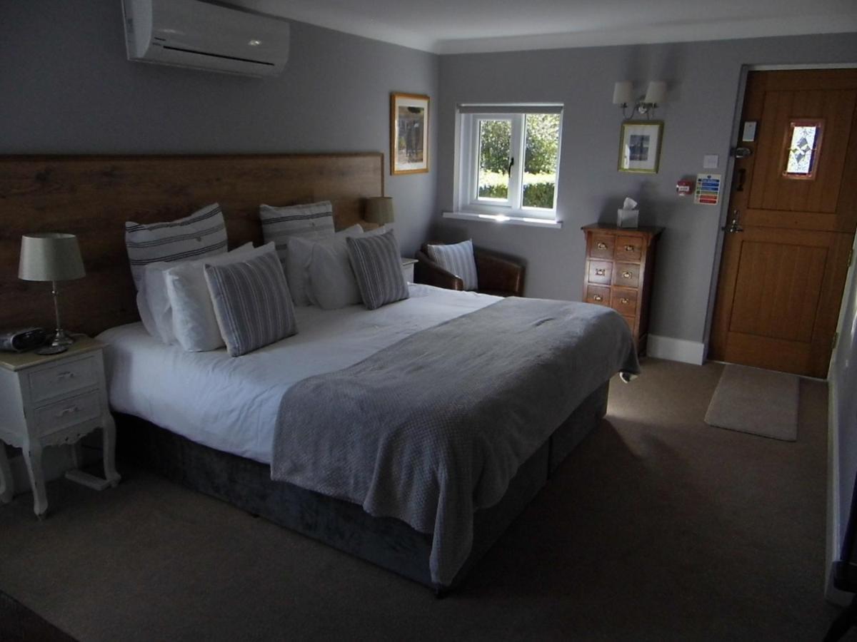 The Mill At Glynhir Bed & Breakfast แอมมันฟอร์ด ภายนอก รูปภาพ