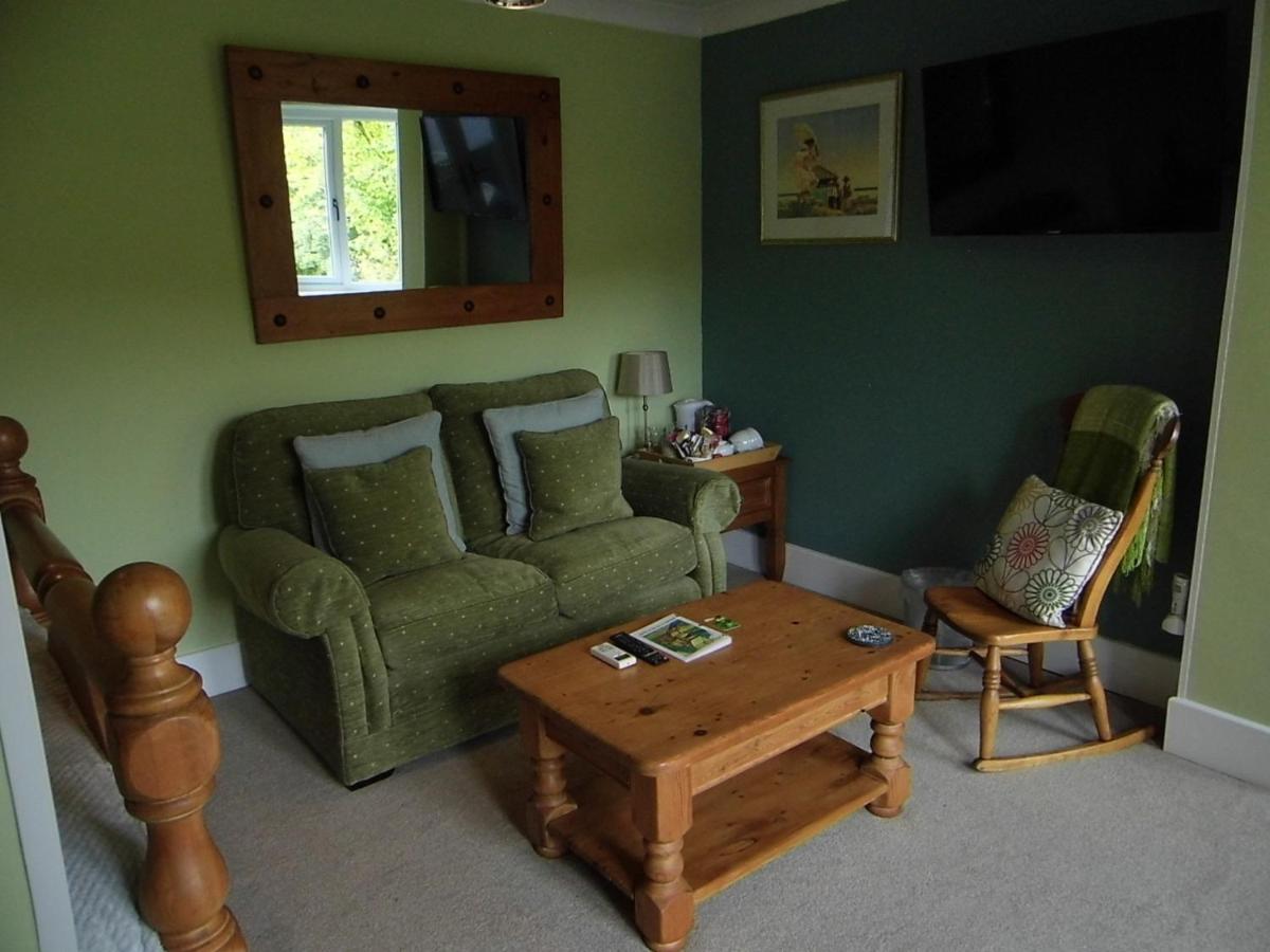 The Mill At Glynhir Bed & Breakfast แอมมันฟอร์ด ภายนอก รูปภาพ